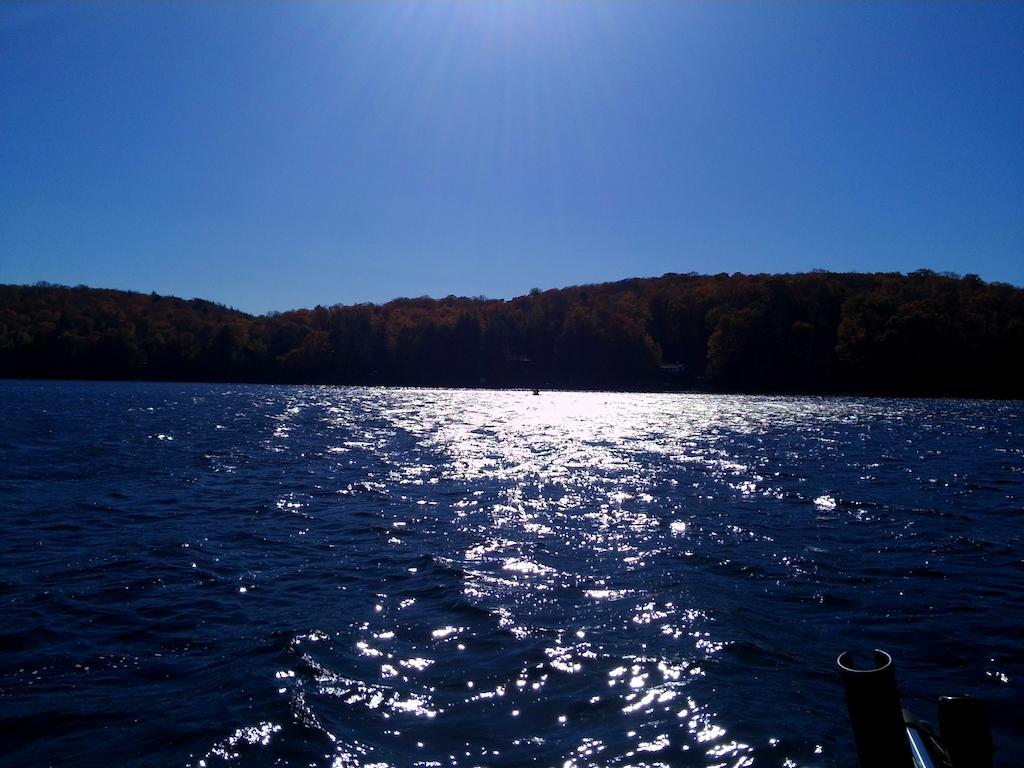 Little Hawk Resort & Marina Algonquin Highlands Bagian luar foto