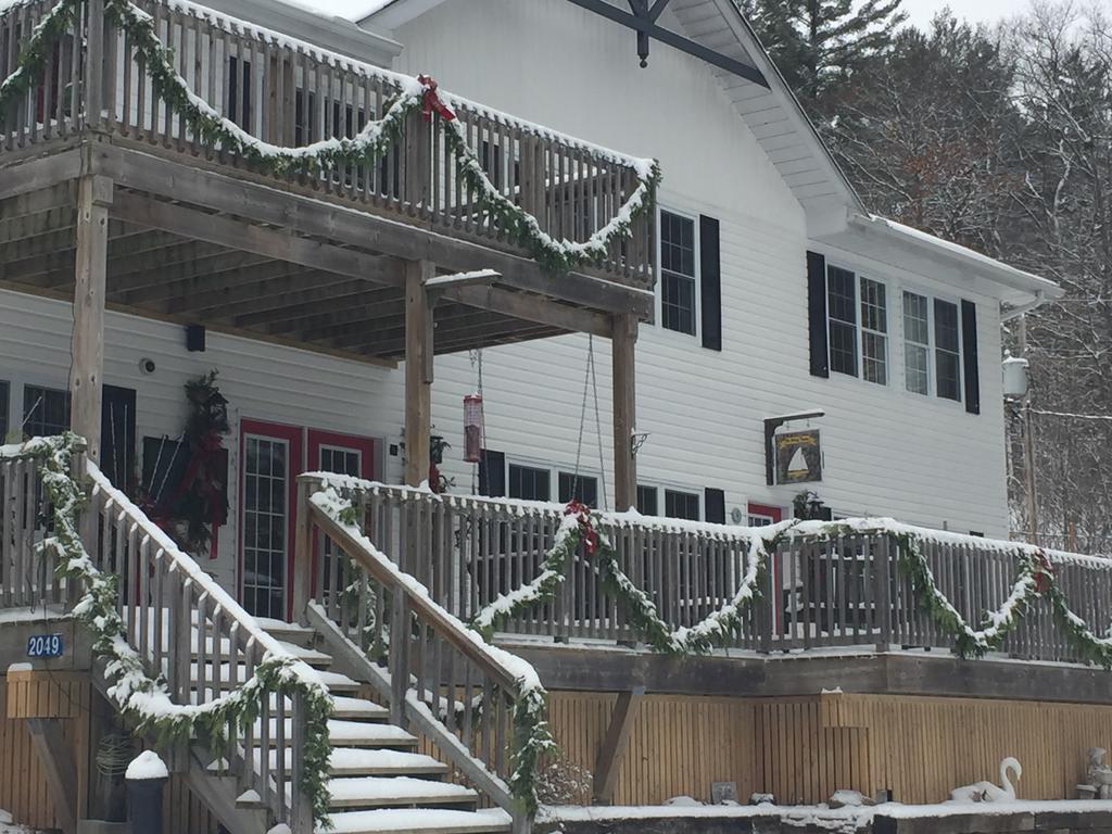 Little Hawk Resort & Marina Algonquin Highlands Bagian luar foto