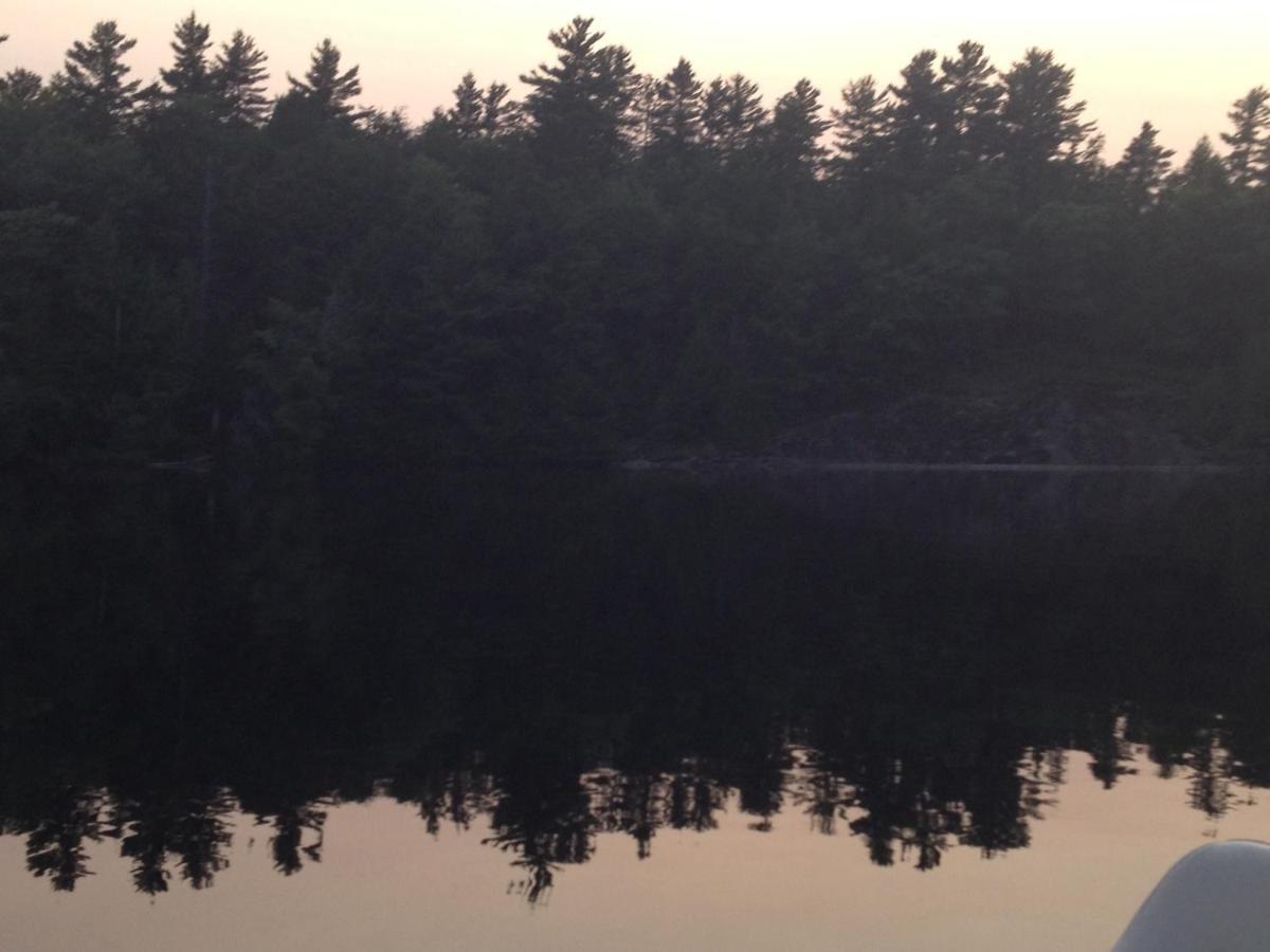 Little Hawk Resort & Marina Algonquin Highlands Bagian luar foto