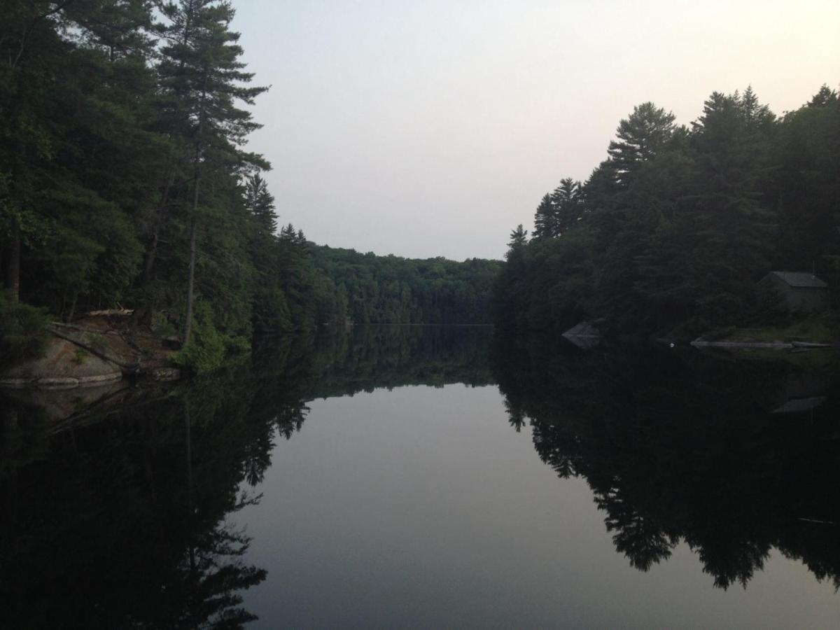 Little Hawk Resort & Marina Algonquin Highlands Bagian luar foto