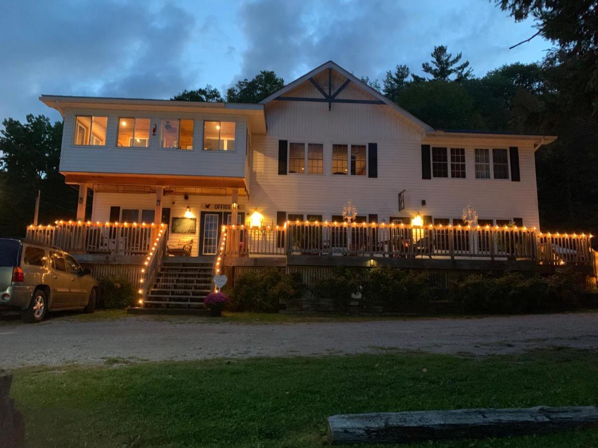 Little Hawk Resort & Marina Algonquin Highlands Bagian luar foto